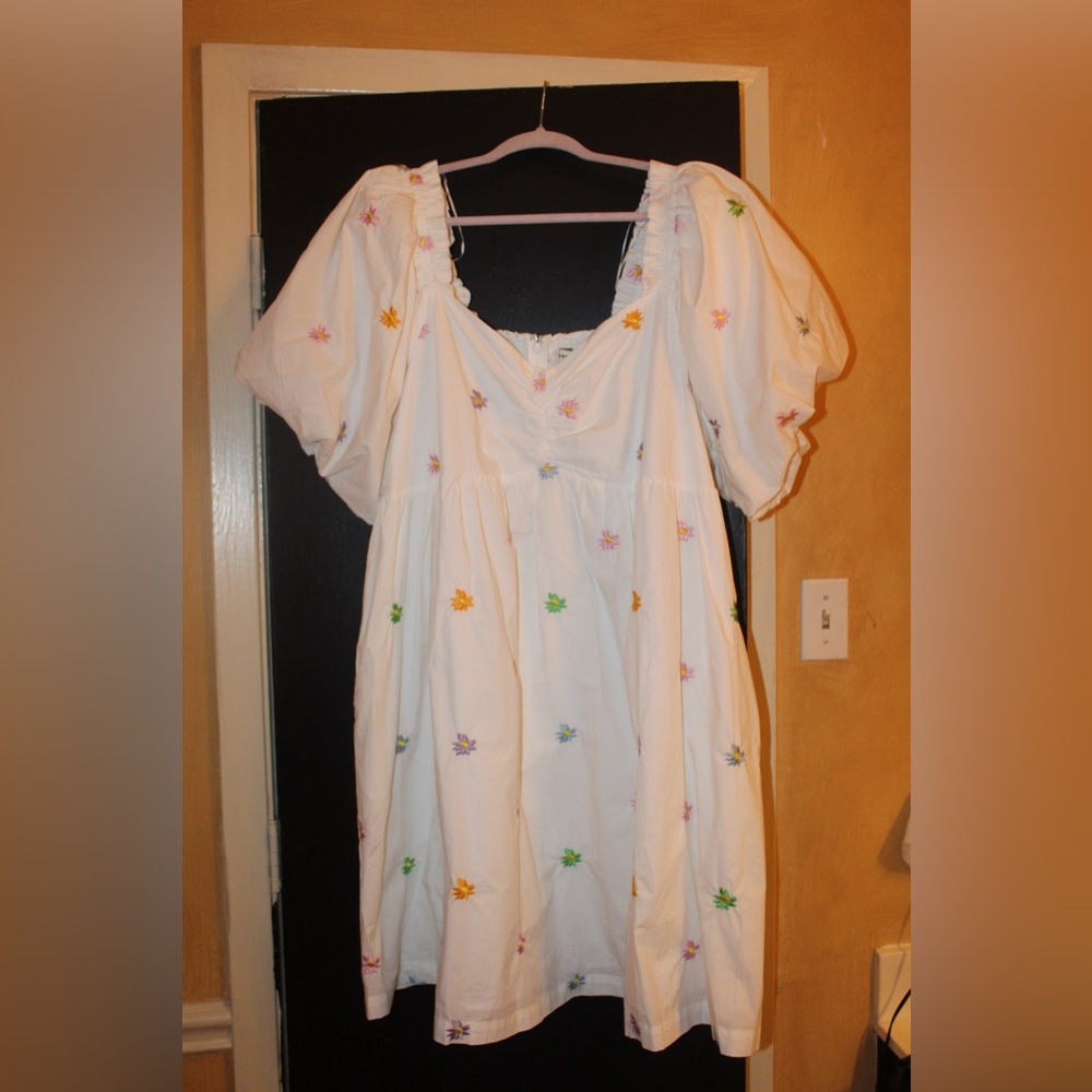 English factory floral embroidery babydoll dress!